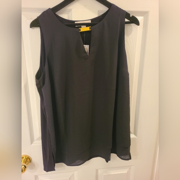 Black Swing Tank Top - Picture 8 of 9